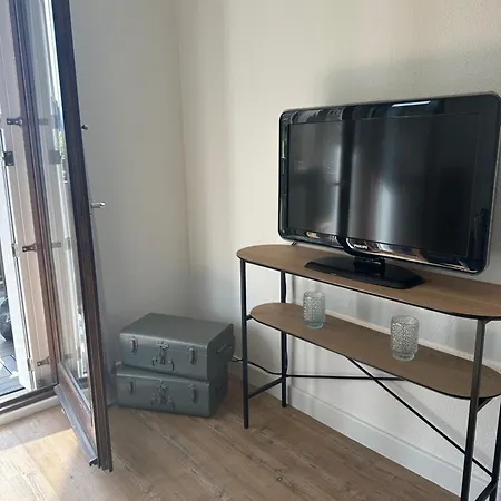 Апартаменты Cosy, 400m Proche Centre Кабур